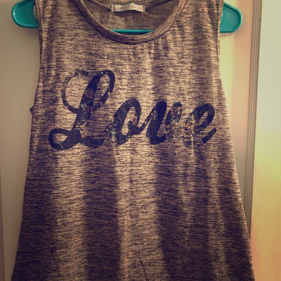 LOVE tank top - Picture 1 of 3